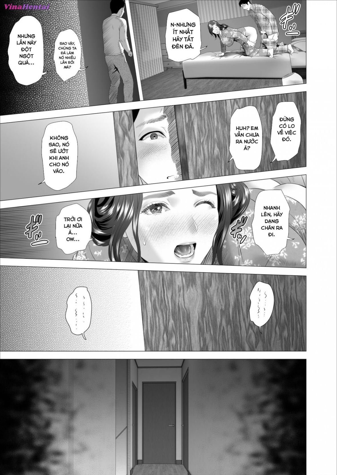 HentaiVN.net - Ảnh 5 - Kinjo Yuuwaku Musuko ni Otto no Soba de Dakareru Haha Hen - Chap 1