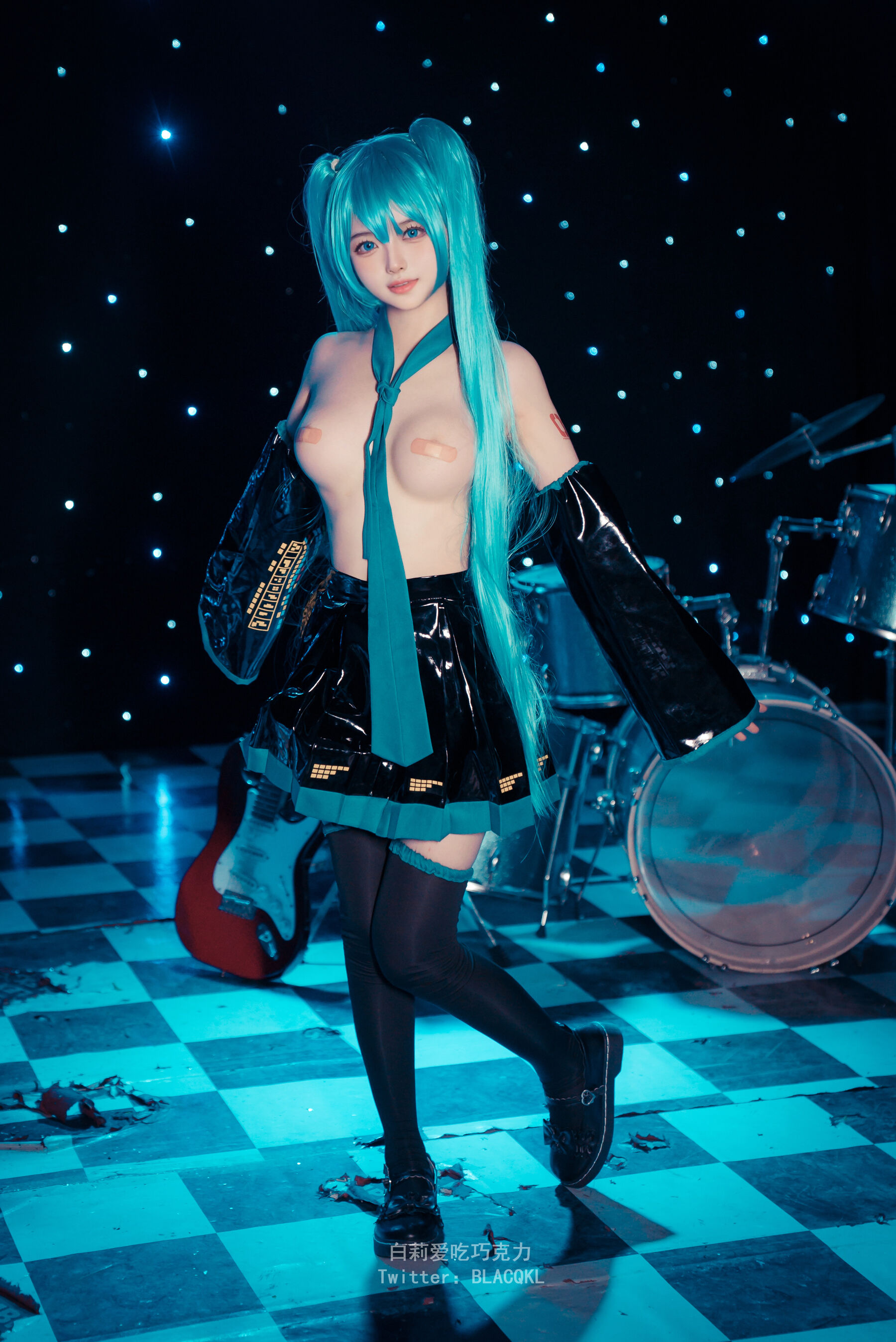 HentaiVN.net - Ảnh 36 - Cosplay miku - Chương 1
