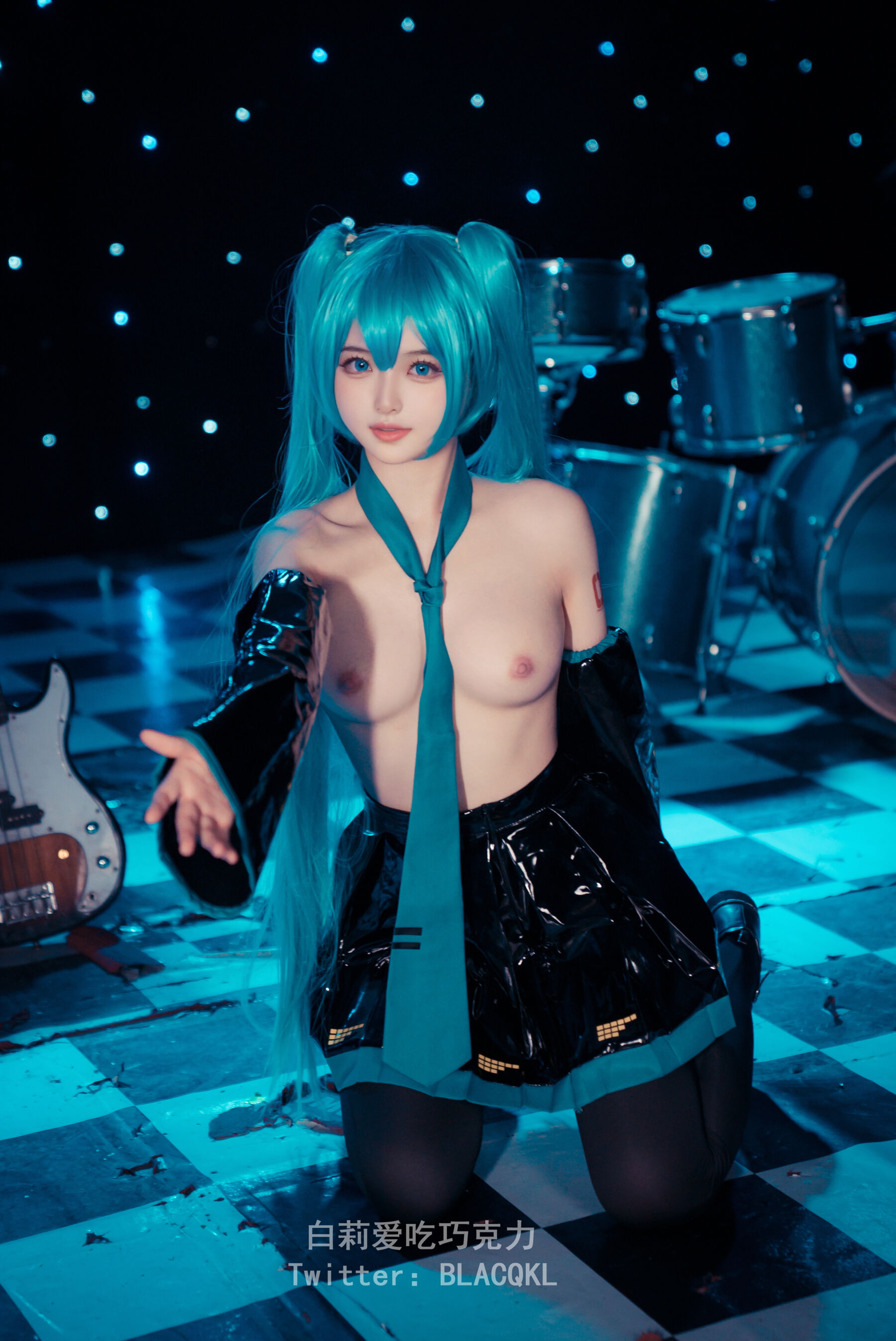 HentaiVN.net - Ảnh 38 - Cosplay miku - Chương 1