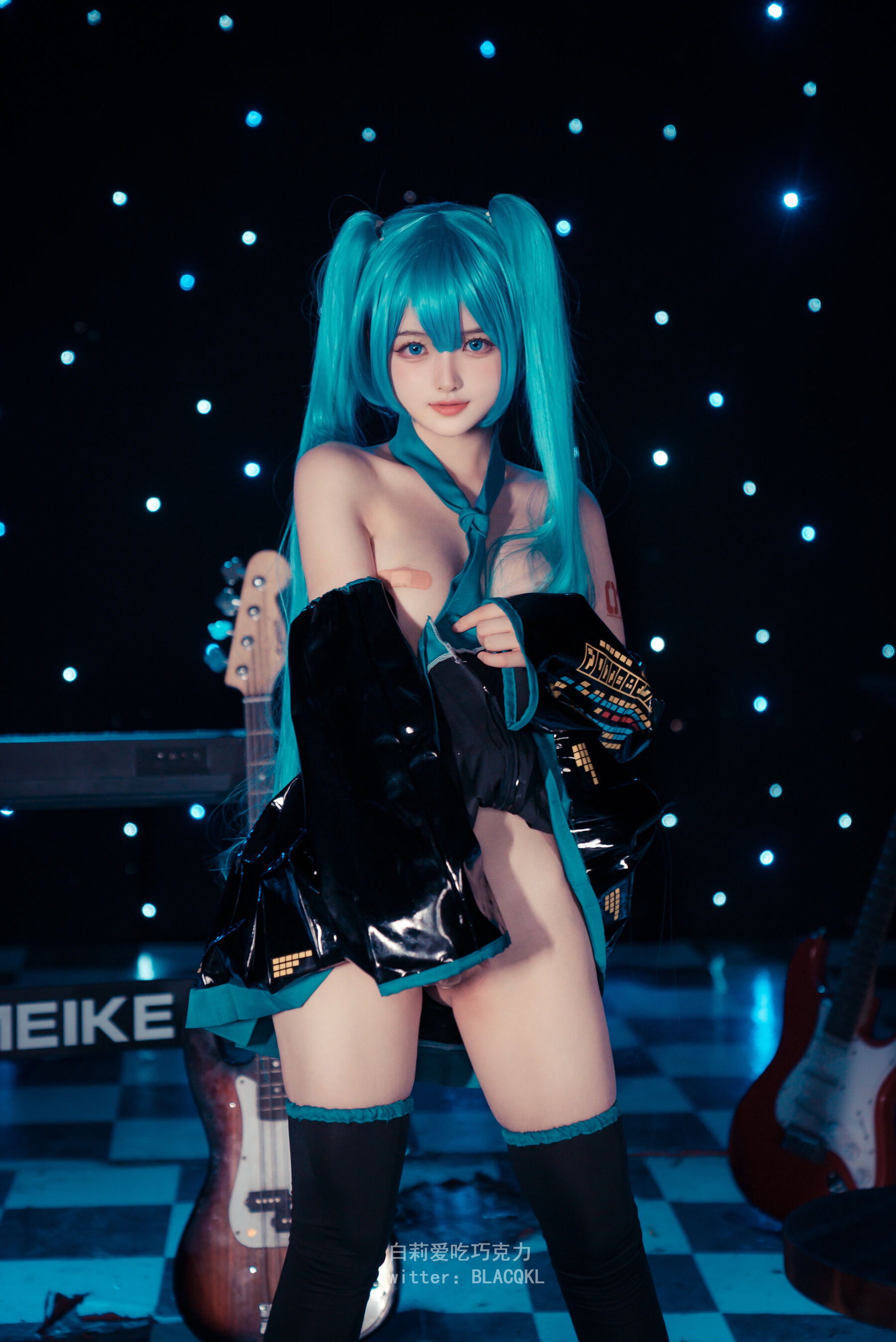HentaiVN.net - Ảnh 37 - Cosplay miku - Chương 1