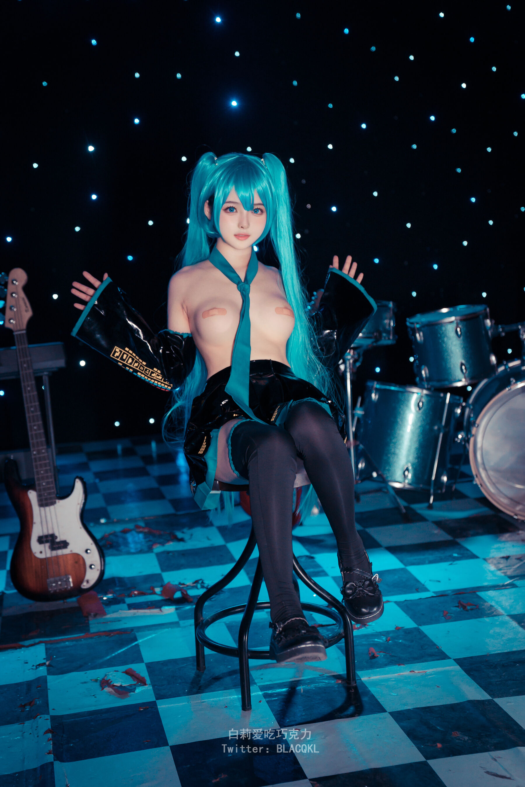 HentaiVN.net - Ảnh 27 - Cosplay miku - Chương 1
