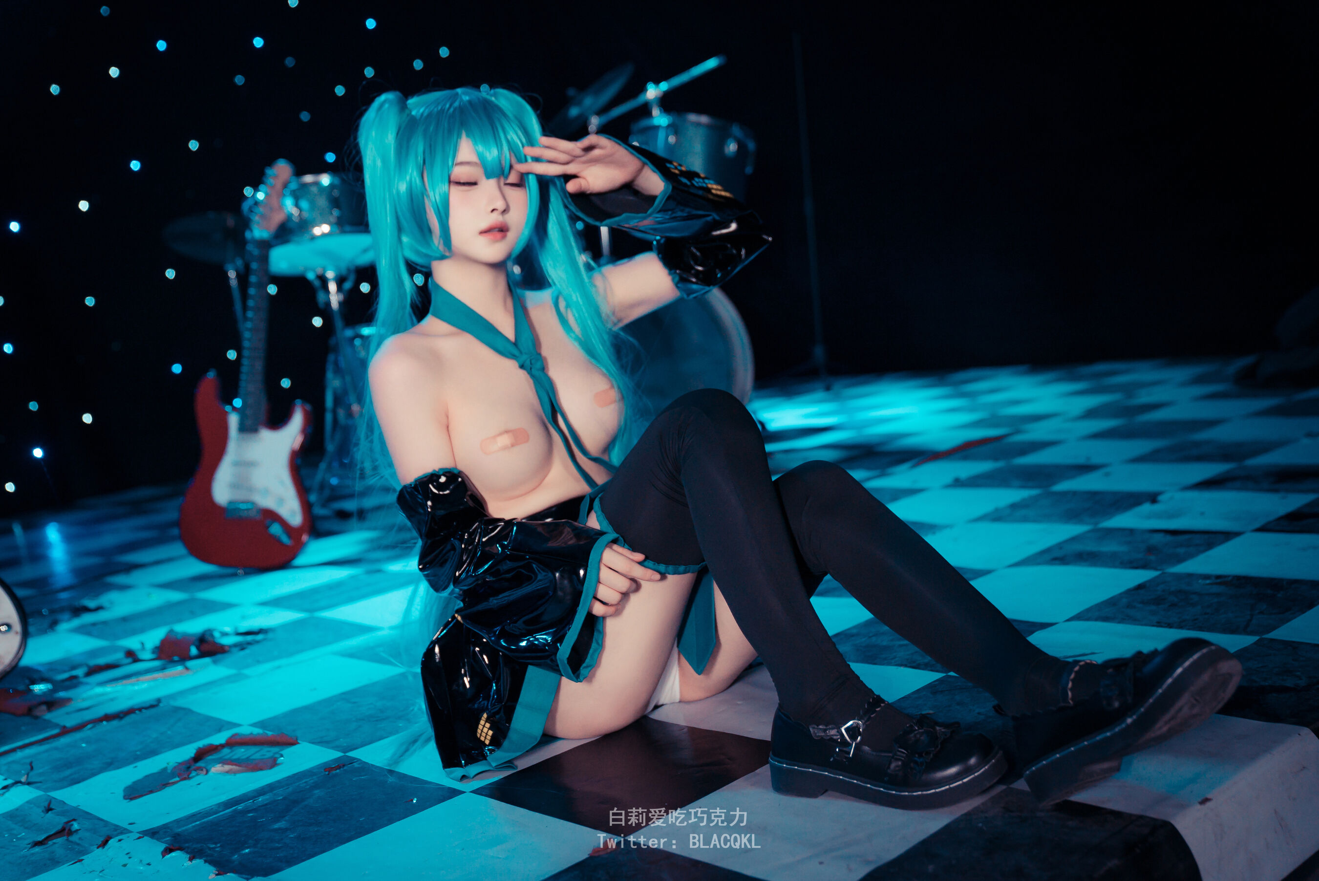 HentaiVN.net - Ảnh 32 - Cosplay miku - Chương 1