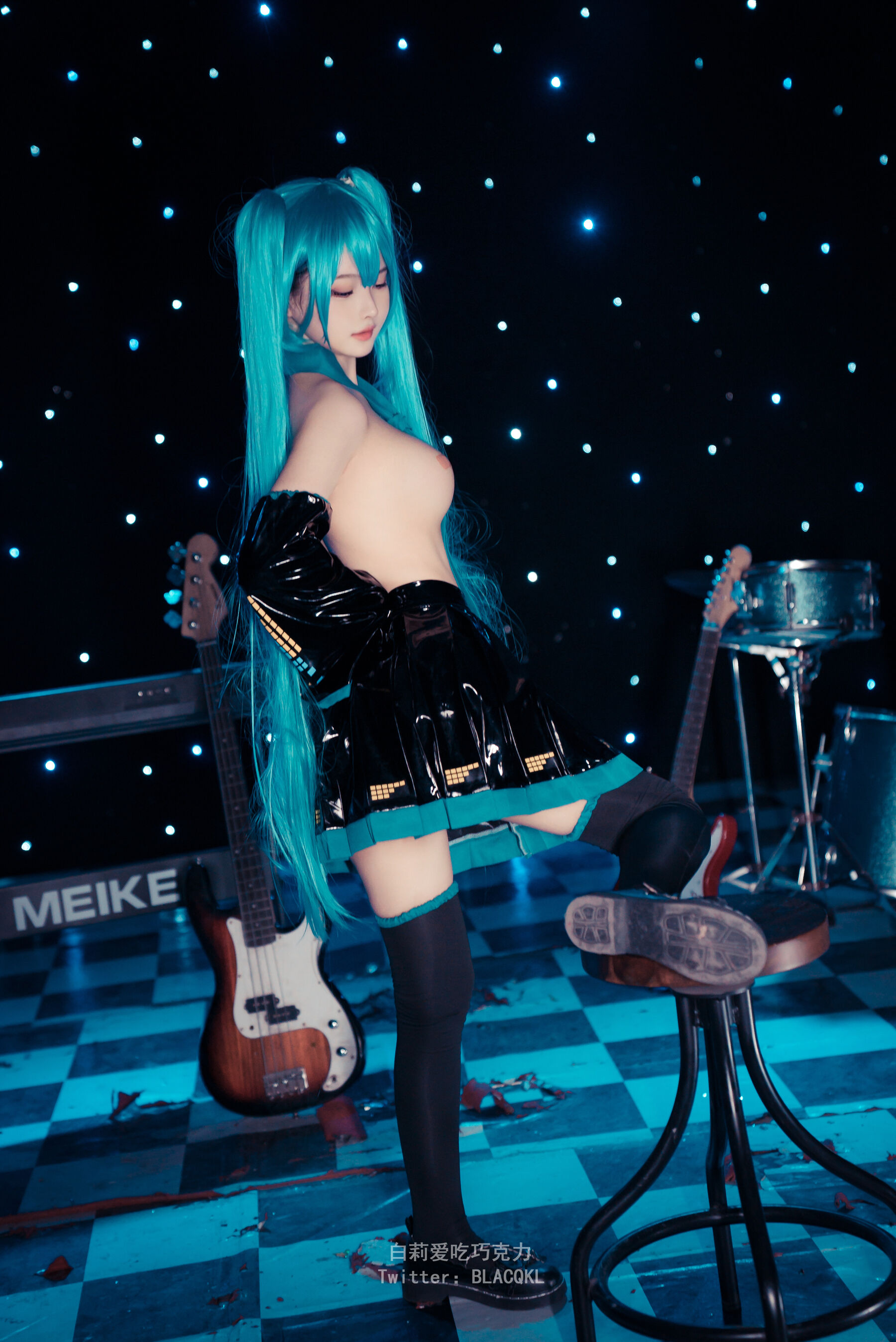 HentaiVN.net - Ảnh 21 - Cosplay miku - Chương 1