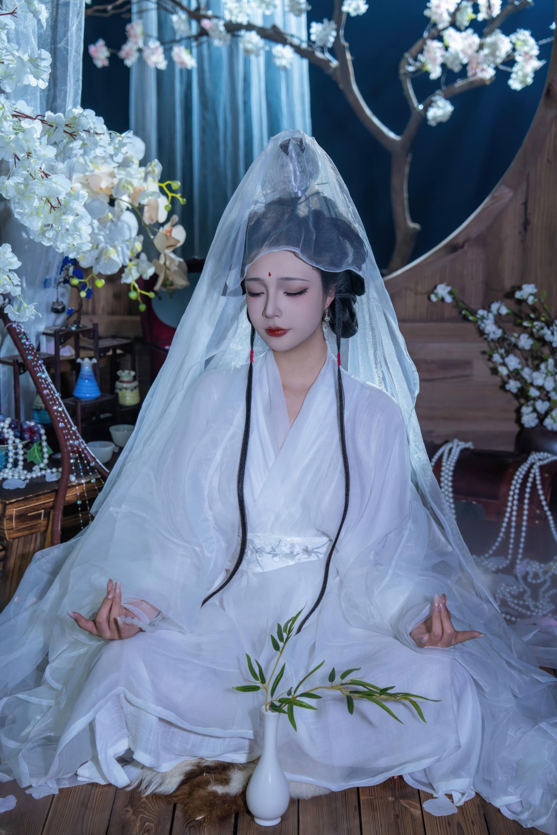 HentaiVN.net - Ảnh 3 - Cosplay thánh nữ Bạch Liên Giáo - Chương đầu