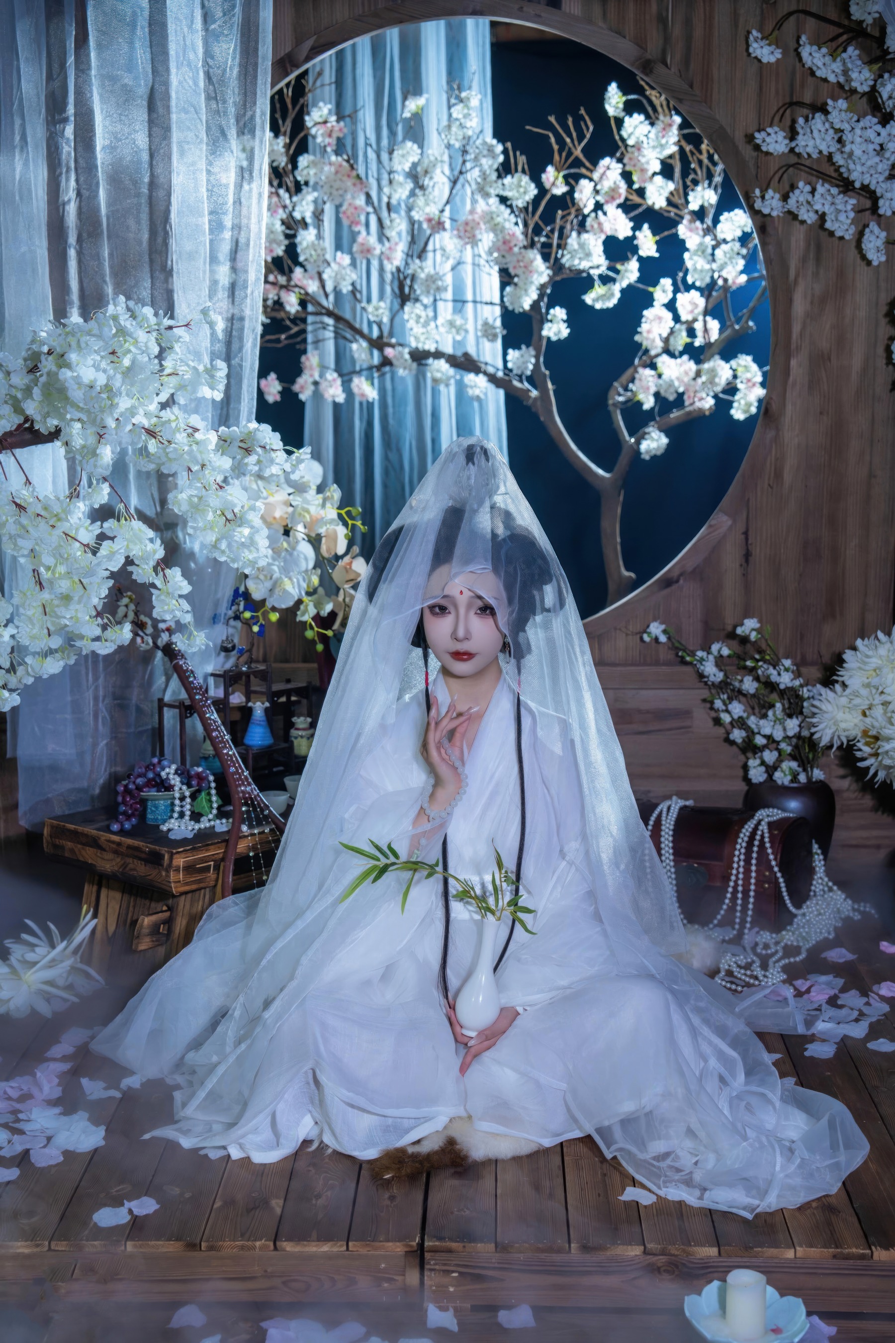 HentaiVN.net - Ảnh 5 - Cosplay thánh nữ Bạch Liên Giáo - Chương đầu