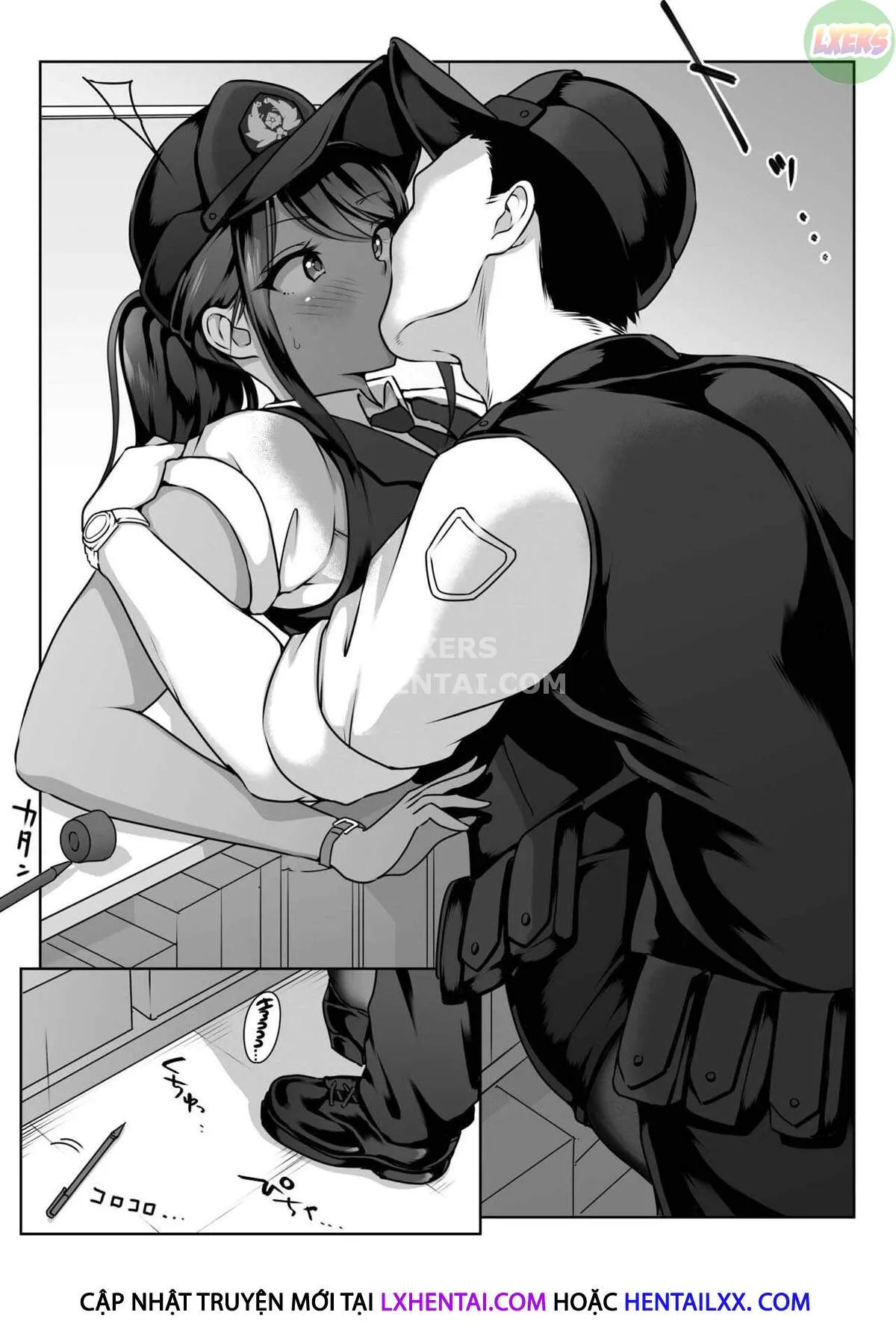 HentaiVN.net - Ảnh 22 - Akogare No Boku No Senpai To Kinmuchuu No Kouban De Muremure PanSto Sex Zuke. - Oneshot