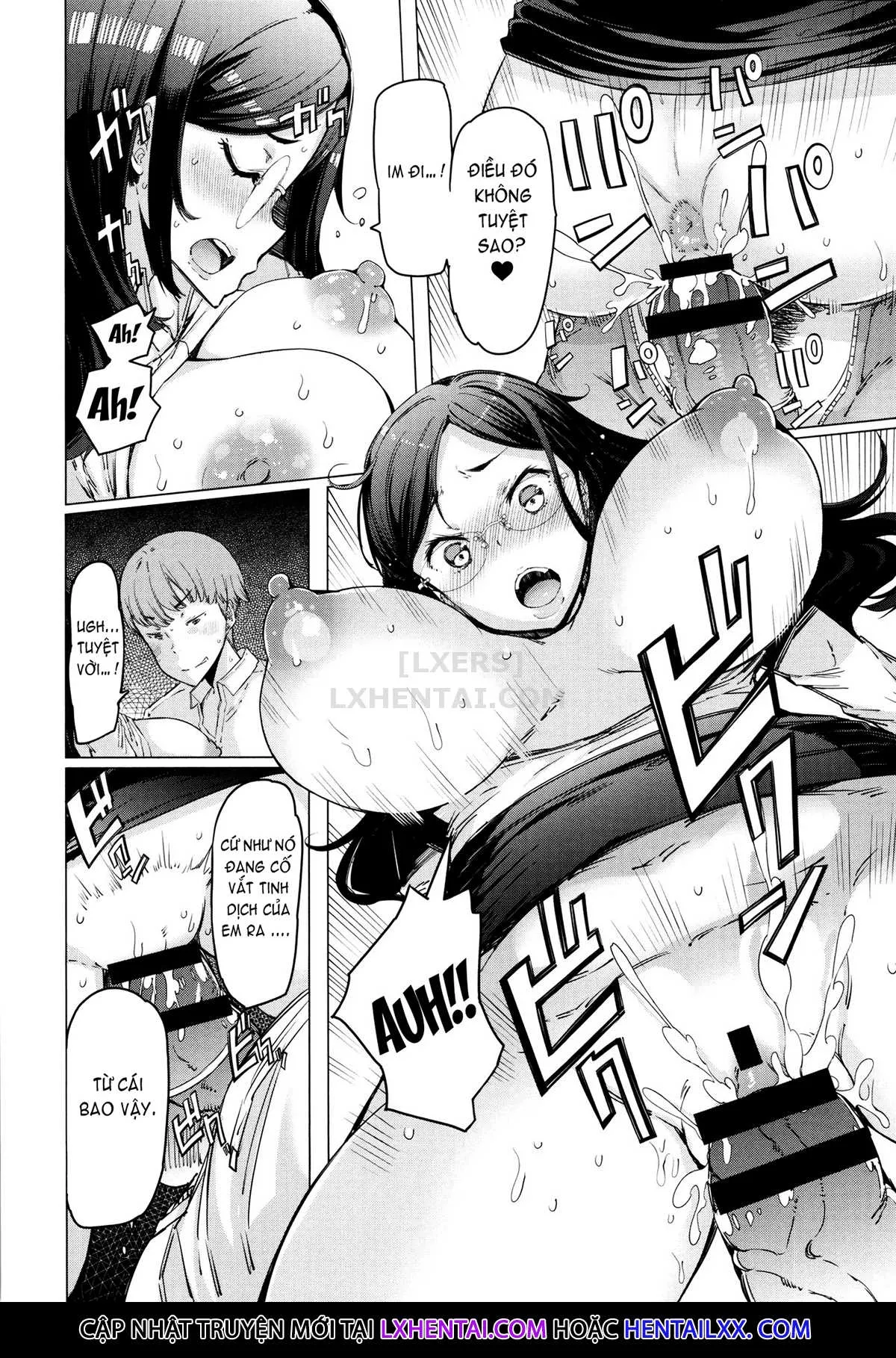 HentaiVN.net - Ảnh 5 - These Housewives Are Too Lewd I Can't Help It! [Hitozuma Ga Ero Sugite Shigoto Ni Naranai!] - Chap 3
