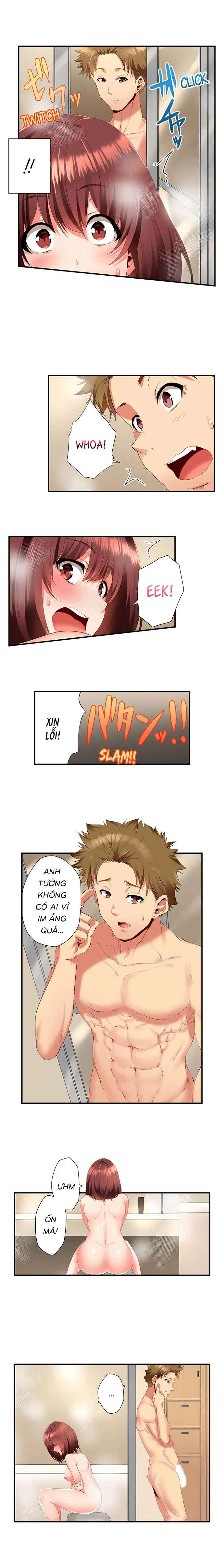 HentaiVN.net - Ảnh 7 - Hai ông anh rủ nhau làm thịt tôi! [2人で私をイカせないで…っ！～暗闇、交わる兄妹布団～ ; 2-Ri de Watashi wo Ikasenaide... tsu! ; ~Kurayami, Majiwaru Kyoudai Futon~] - Chapter 4: Anh ấy chỉ đùa thôi đúng không...?