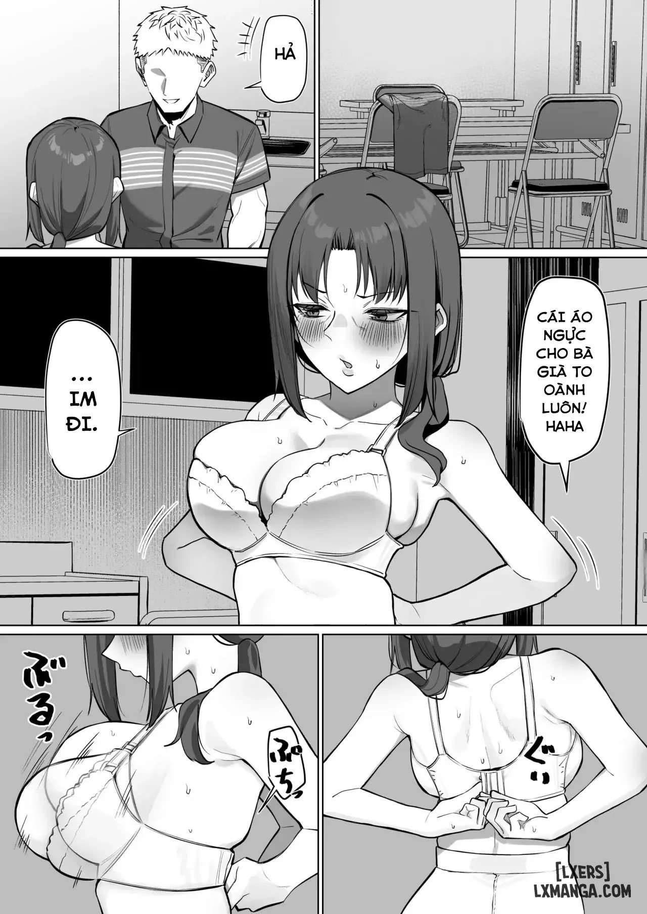 HentaiVN.net - Ảnh 5 - With The Housewife At My Part-Time Job - Oneshot