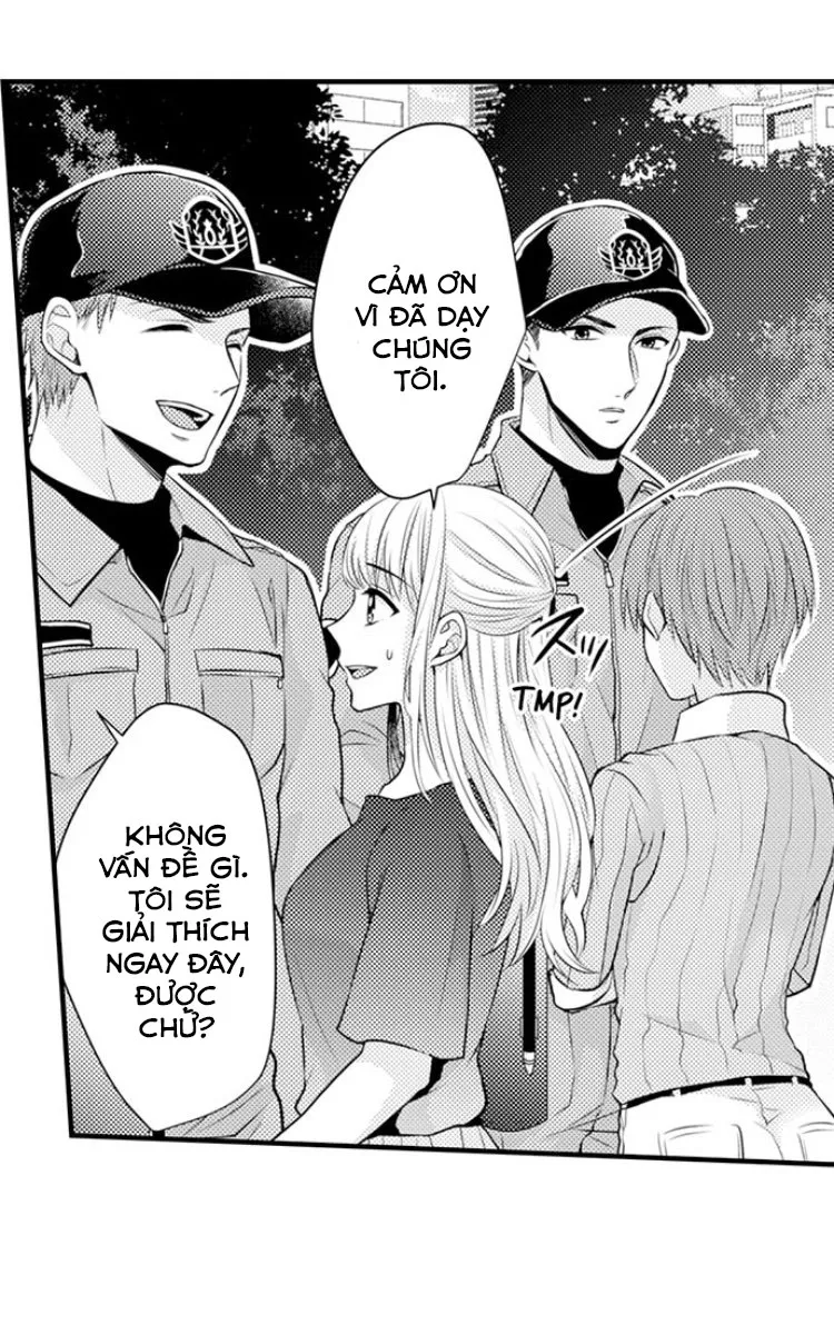 HentaiVN.net - Ảnh 10 - Ngọn lửa trong tầm tay [Fire in His Fingertips: A Flirty Fireman Ravishes Me with His Smoldering Gaze , 指先から本気の熱情～チャラ男消防士はまっすぐな目で私を抱いた] - Chapter 13: Bối rối khi gặp anh