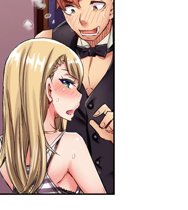 HentaiVN.net - Ảnh 11 - Bar cặc ! Phục vụ các quý cô ~ - Chap 4