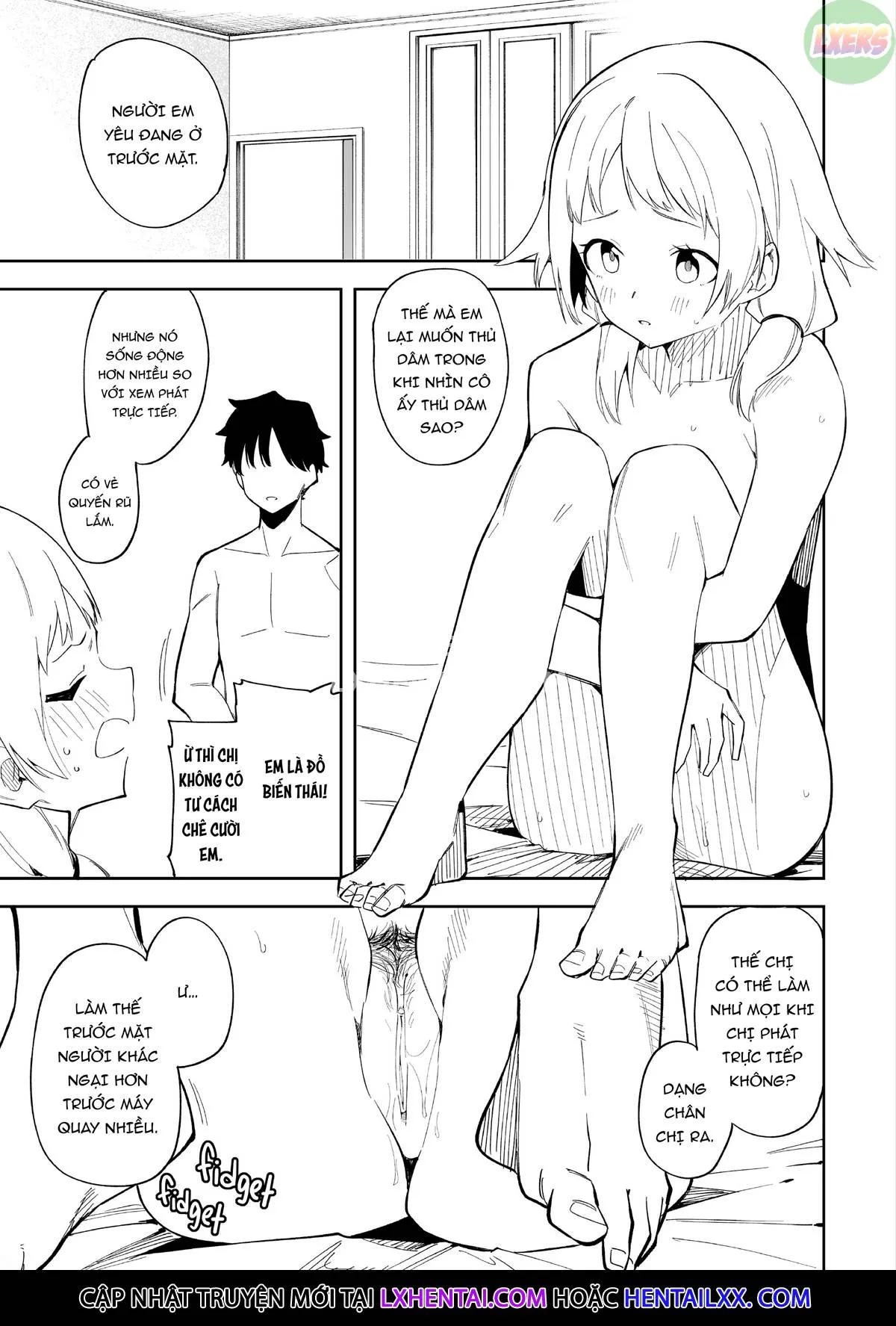 HentaiVN.net - Ảnh 34 - The Camgirl Next Door - Chap 2
