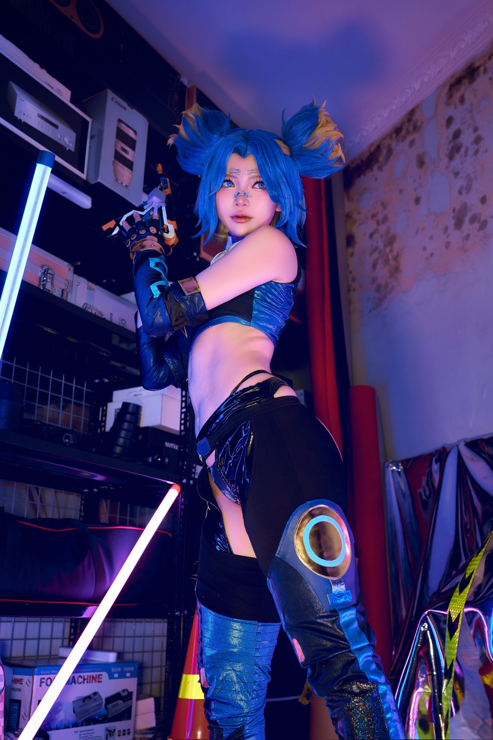 HentaiVN.net - Ảnh 33 - Ảnh cosplay Neon (valovant) - Ảnh cosplay neon
